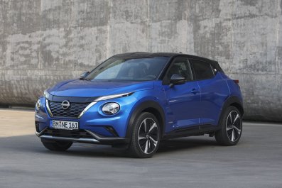 Nissan Juke N-Connecta 1.6 Hybrid 143KM AMT   2023R.