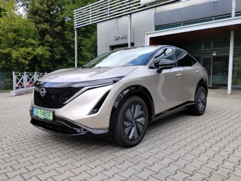 Nissan ARIYA Elektryczny / 87 kwh  / Evolve / Ładowarka 7,4 kw / 2 WD   R.<br /><small>(Samochód demonstracyjny)</small>