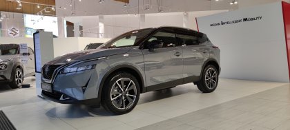 Nissan Qashqai automat, pakiet stylistyczny, pakiet zimowy , felga 19"   2023R.