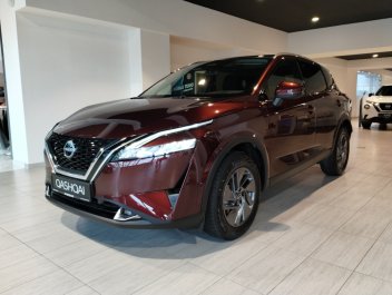 Nissan Qashqai 1,3 140 KM MHEV / Benzyna / Acenta / P. Stylistyczny / P. Zimowy / 2WD  2023R.