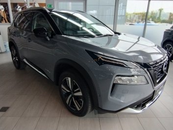 Nissan X-Trail Tekna + Pakiet Premium  4WD R.