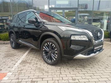Nissan X-Trail Tekna   R.<br /><small>(Samochód używany)</small>