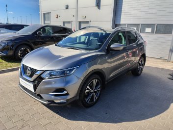 Nissan Qashqai 1.3 DIG-T 140KM N-Connecta P. Styl. P. Zimowy  2019R.<br /><small>(Samochód używany)</small>