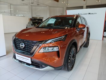 Nissan X-Trail 204 KM E-Power Tekna Pakiet Premium   R.<br /><small>(Samochód używany)</small>