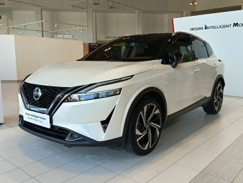 Nissan Qashqai Tekna Plus   R.<br /><small>(Samochód używany)</small>