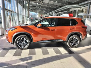 Nissan X-Trail Tekna + Pakiet Premium   2024R.<br /><small>(Samochód używany)</small>