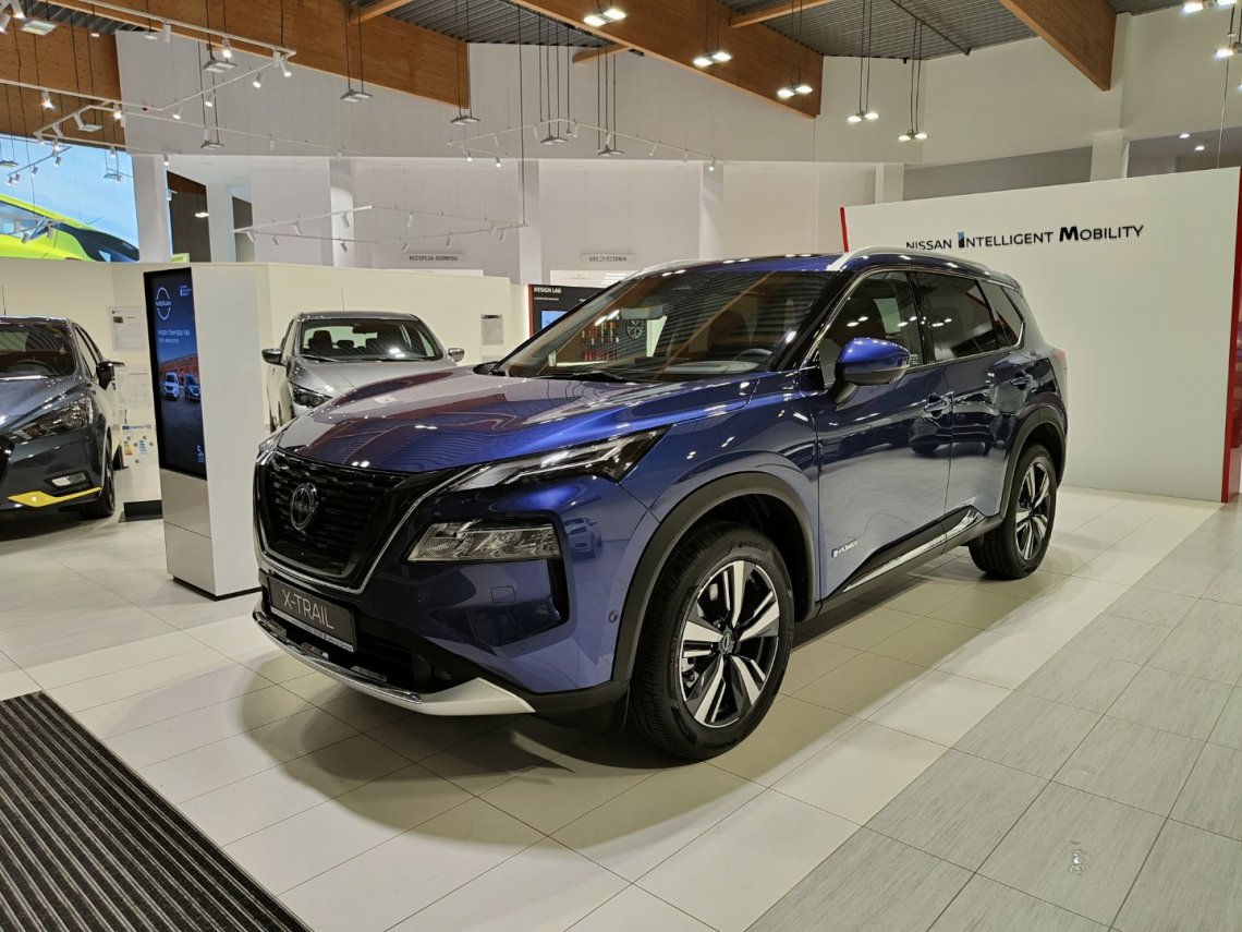 Nissan X-Trail Tekna   R.